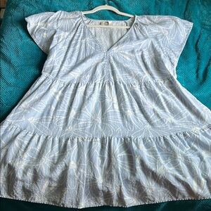 Universal Thread Light Blue Floral Midi Dress